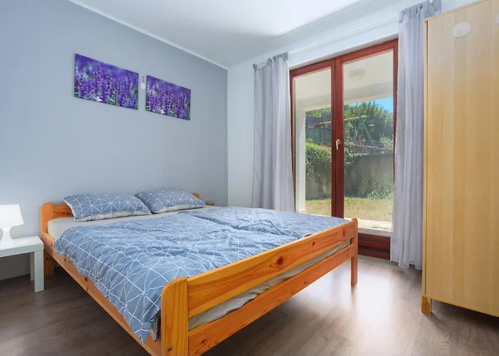 With Parking Space Njivice, Krk - 20542 Apartment