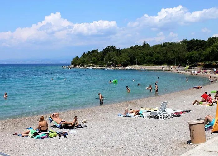 Apartamento With Parking Space Njivice, Krk - 20542