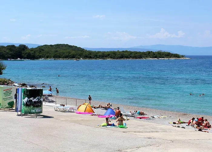 Apartamento With Parking Space Njivice, Krk - 20542