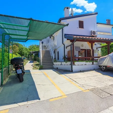 With A Parking Space Njivice, Krk - 20542 Apartment